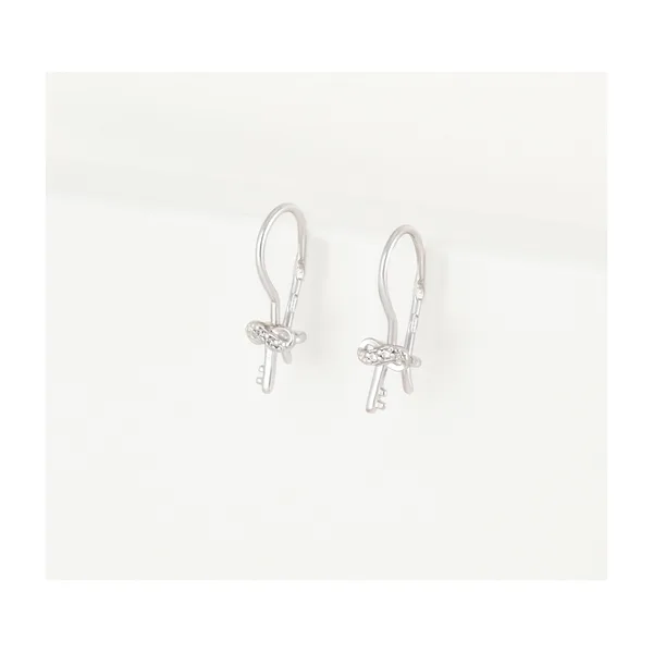 Серьги детские из серебра с фианитами — арт. 000-284047
