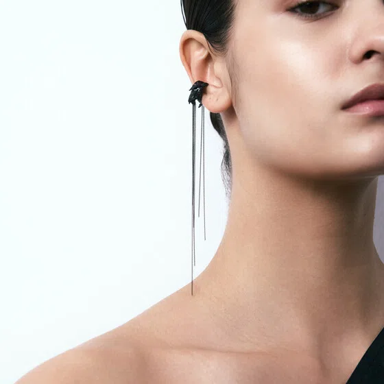 Кафф «Листья» с длинными цепочками из латуни с фианитами Caviar Jewellery Poison Drop — модель zm1pajh — фото 2