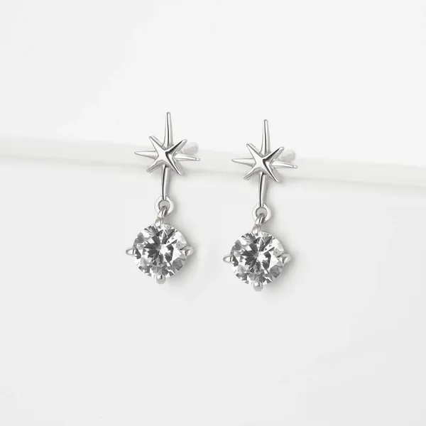 Серьги гвоздики из серебра с фианитами — арт. 000-358994