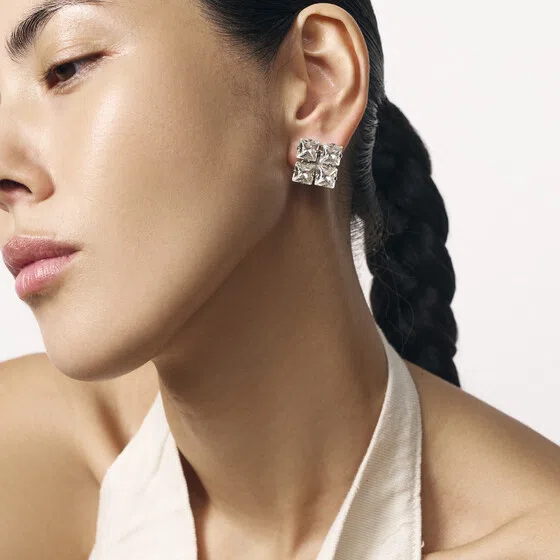 Серебристые серьги с кристаллами Pixel Anton Heunis Poison Drop — модель f5n9ir1 — фото 2