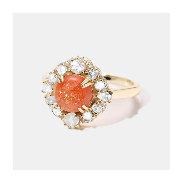 Серебряное кольцо с солнечным камнем — арт. 10322-003003