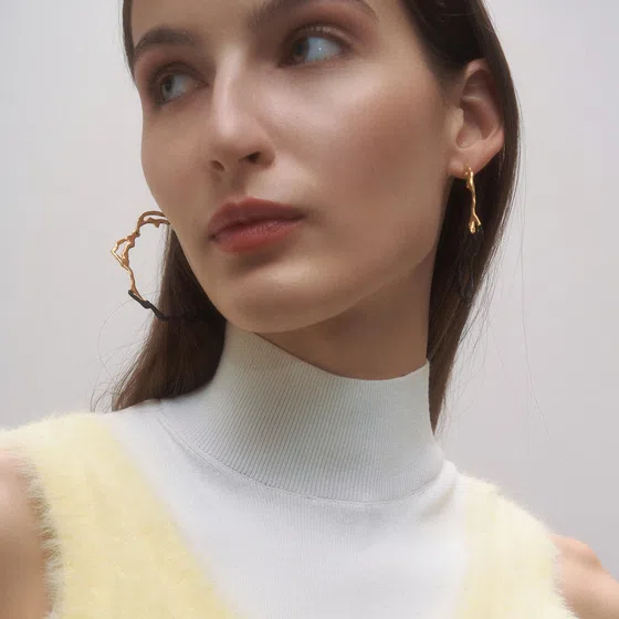 Серьги-кольца из серебра Statements Poison Drop — модель e9ezi11 — фото 4