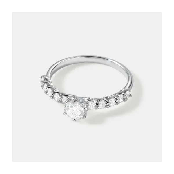 Кольцо из белого золота с бриллиантами