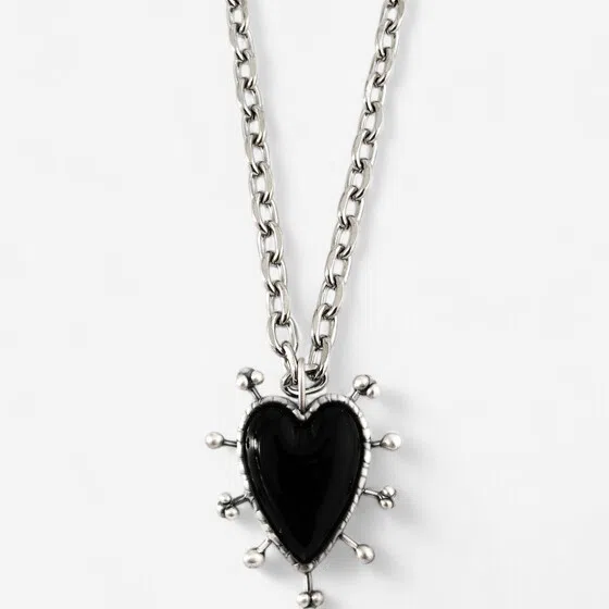 Кулоны и подвески POISONED HEARTS Poison Drop — модель 3tekk9n