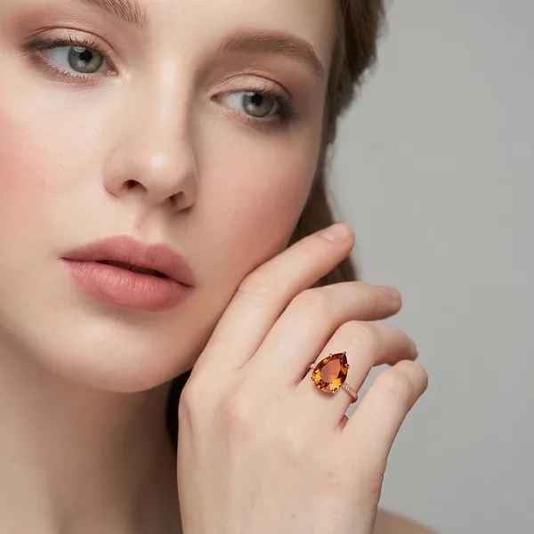 Серебряное кольцо с цитрином