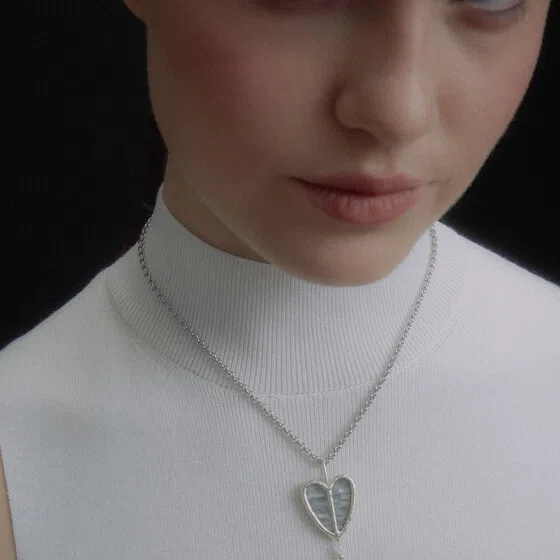 Подвеска «Колье серебряное витражное сердце» POISONED HEARTS Poison Drop — модель 01mit63 — фото 2