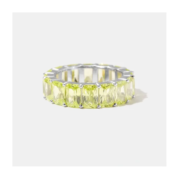 Серебряное кольцо с кубическим цирконием — арт. 10323-000204