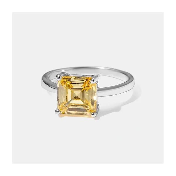 Серебряное кольцо с желтым кубическим цирконием — арт. 10323-000184