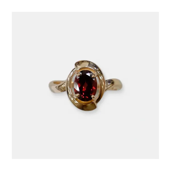 Серебряное кольцо с гранатом — арт. 10322-005827