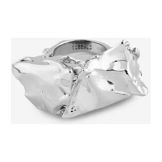 Серебристое кольцо Molten Rock MM6 Maison Margiela Poison Drop — модель ukfqp0i