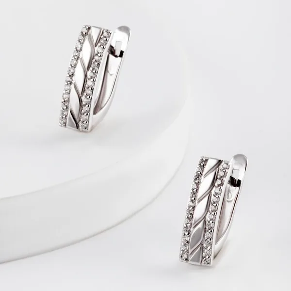 Серьги из серебра с фианитами — арт. 000-322384