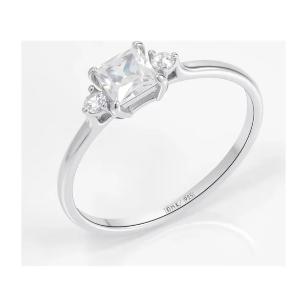 Кольцо из серебра 925 пробы с фианитом — арт. 000-399950