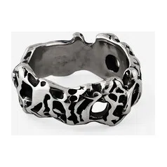 Стальное асимметричное кольцо Hand Around Poison Drop — модель 8gq58da