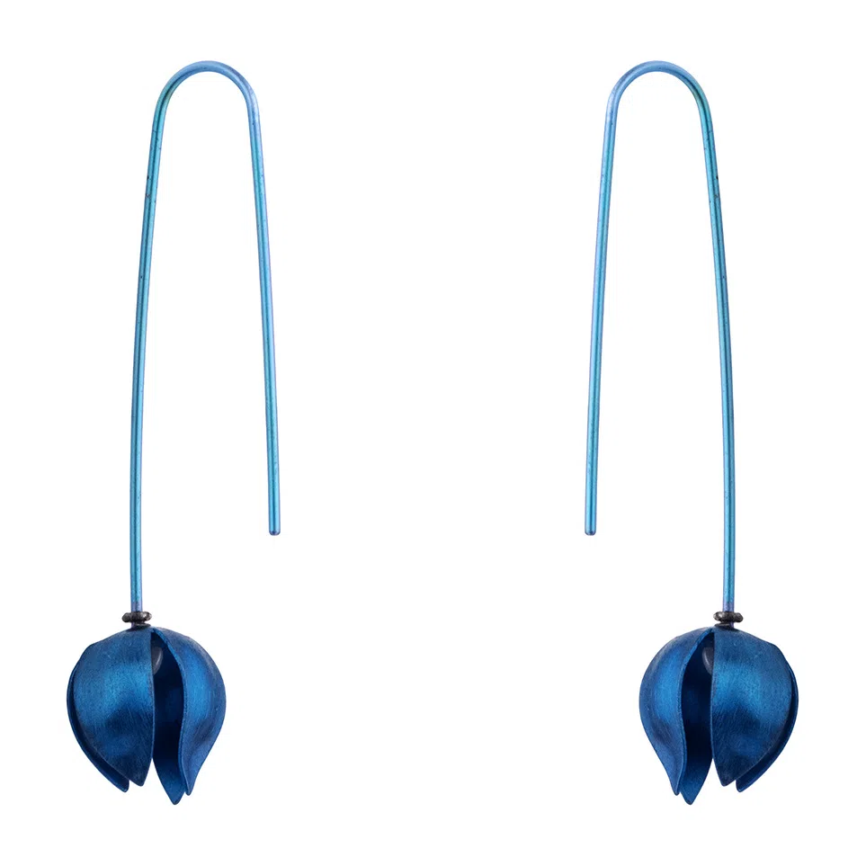 Серьги из серии «TitaniumFlower» FlyInHome Poison Drop — модель p0k2j08
