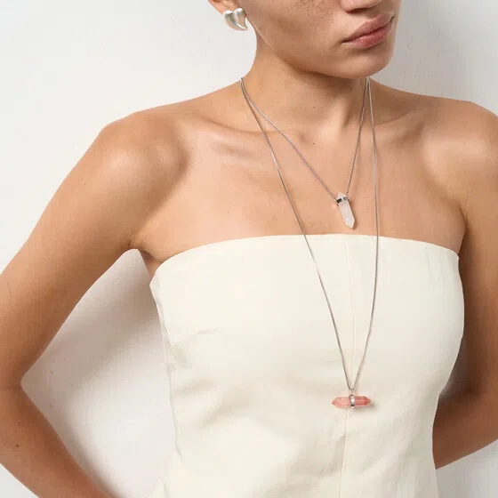 Серебристое колье с подвеской с кристаллом Tannum Poison Drop — модель k1ptrue — фото 2