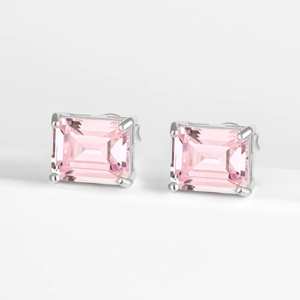 Серьги гвоздики из серебра с фианитами
