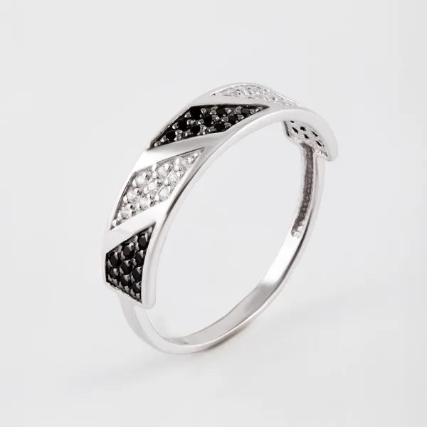 Кольцо из серебра с фианитами — арт. 000-322307