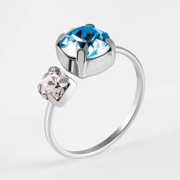 Кольцо из серебра с кристаллами swarovski — арт. 000-390242