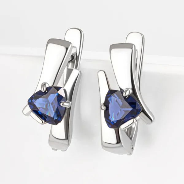 Серьги из серебра с фианитами — арт. 000-384613