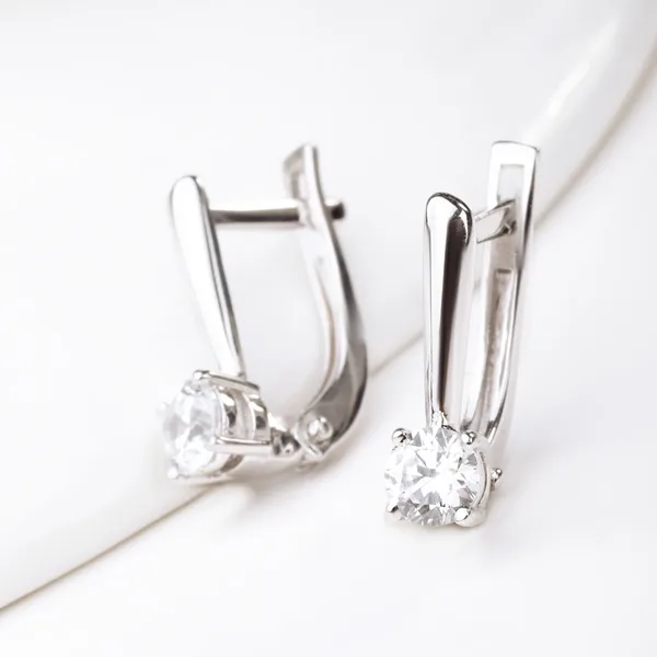 Серьги из серебра с фианитами — арт. 000-332576