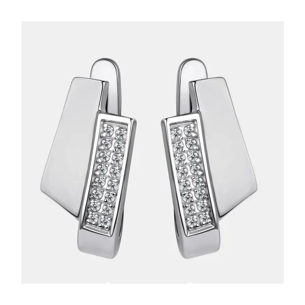 Серьги из серебра с фианитами — арт. 000-399207