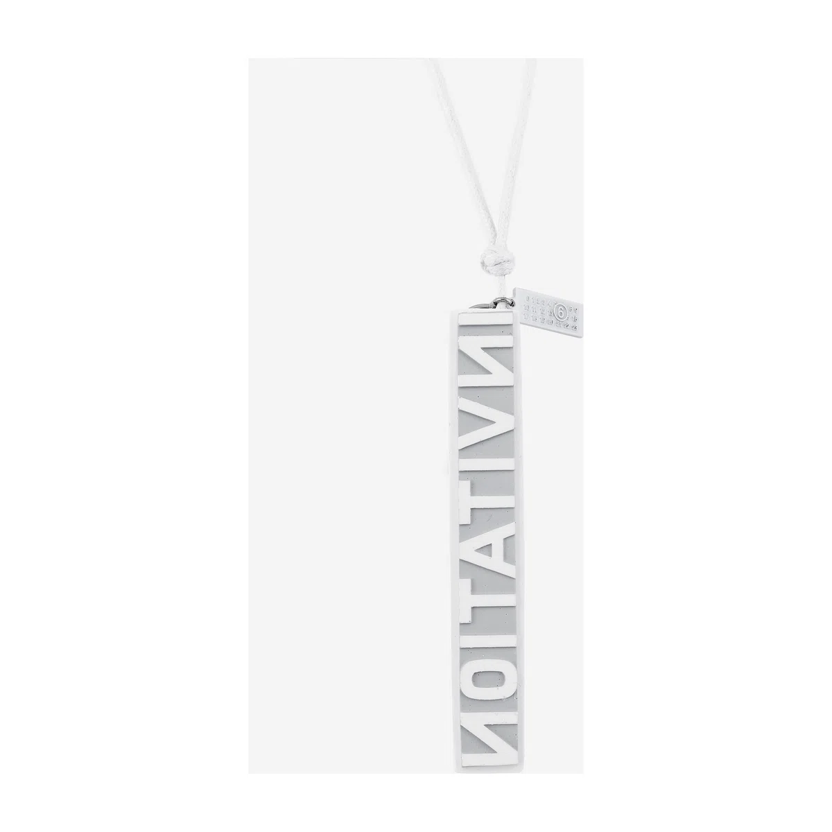 Двойной кулон на белом жгуте MM6 Maison Margiela Poison Drop — модель vgshpkj