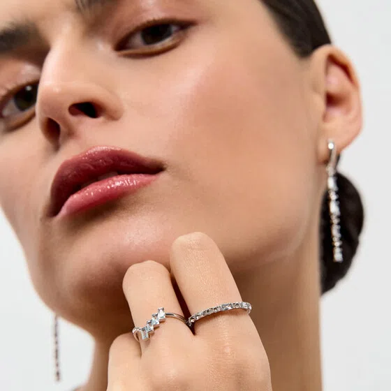 Кольцо из белого золота с топазами Herald Percy Diamonds Poison Drop — модель 85cyncv