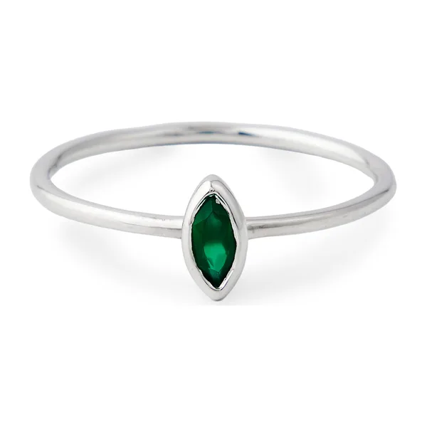 Серебряное кольцо с зелёным ониксом в форме ромба — модель z01hf5w