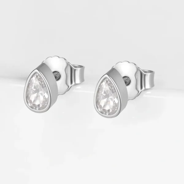 Серьги гвоздики из серебра с фианитами — арт. 000-395075