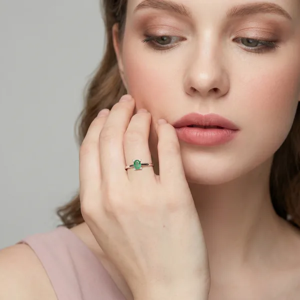 Серебряное кольцо с изумрудом — арт. 10321-001330