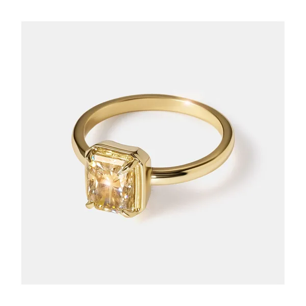 Серебряное кольцо с муассанитом — арт. 10323-000465