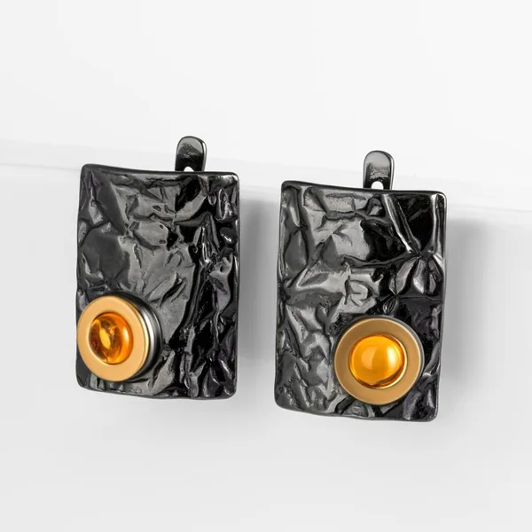 Серьги из серебра с янтарем — арт. 000-126577
