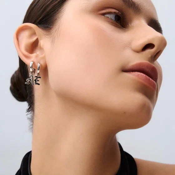 Моносерьга из белого золота с буквой «a» COBRA JEWELRY Poison Drop — модель vk1uimp — фото 2