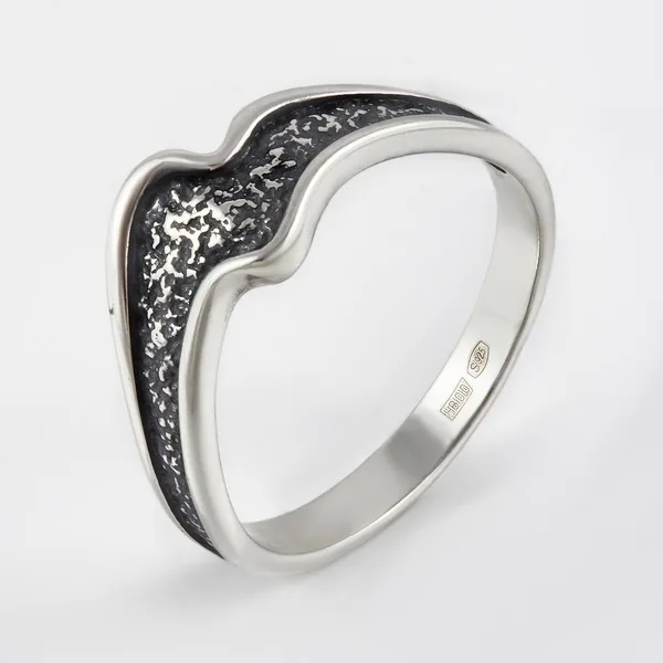 Кольцо из серебра 925 пробы — арт. 000-370344