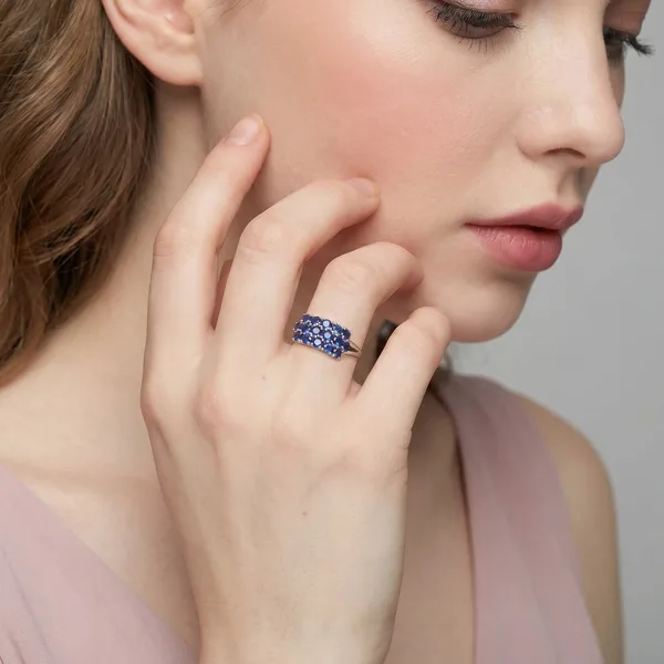 Серебряное кольцо с сапфирами — арт. 10321-001221