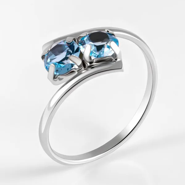 Кольцо из серебра с кристаллами swarovski — арт. 000-390400