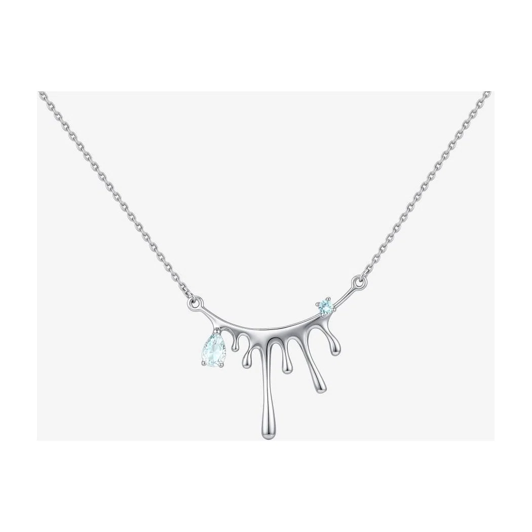 Серебряное колье с фианитами