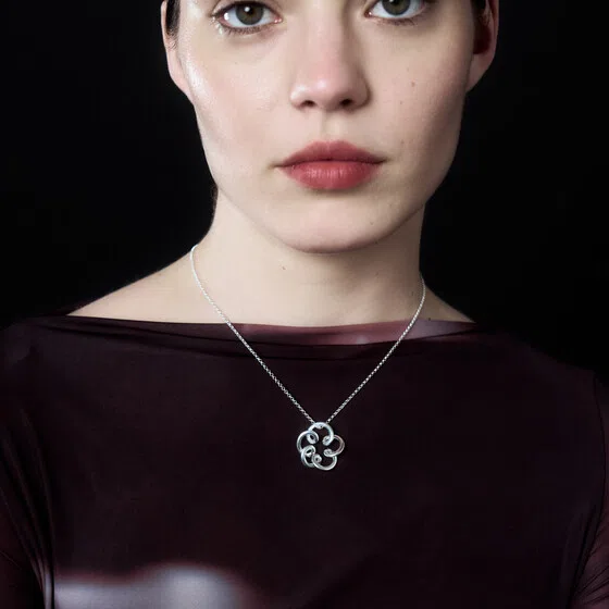 Подвеска-цветок из серебра BILLY с черным бриллиантом LITTLE BLACK Poison Drop — модель 458wtdx — фото 2